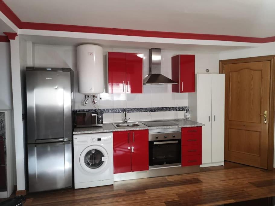 Apartamento Tropical By Bossh! Apartments ซาโลเบรญา ภายนอก รูปภาพ