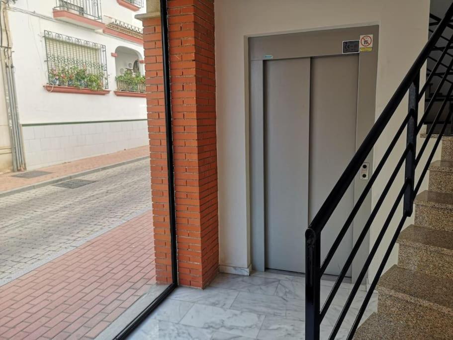 Apartamento Tropical By Bossh! Apartments ซาโลเบรญา ภายนอก รูปภาพ